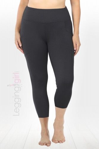 Solid Black Two Large Pockets Capris   - Wide Band